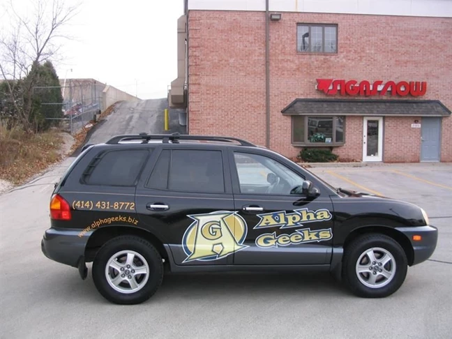 Hyundai Santa Fe - Full Color Graphics & Lettering - Alpha Geeks - The First Name in Computer Support