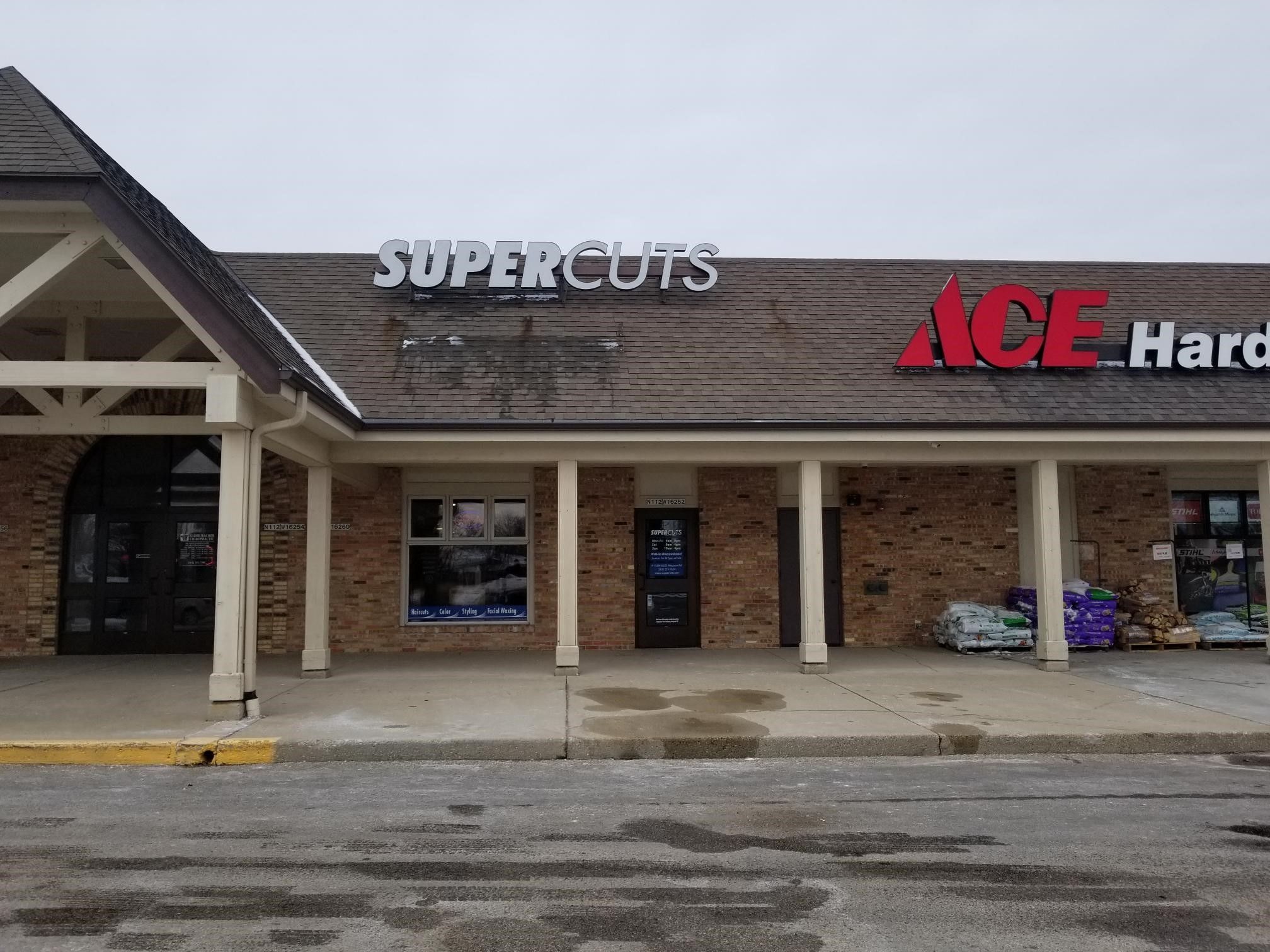 SuperCuts in Germantown, WI LED Channels